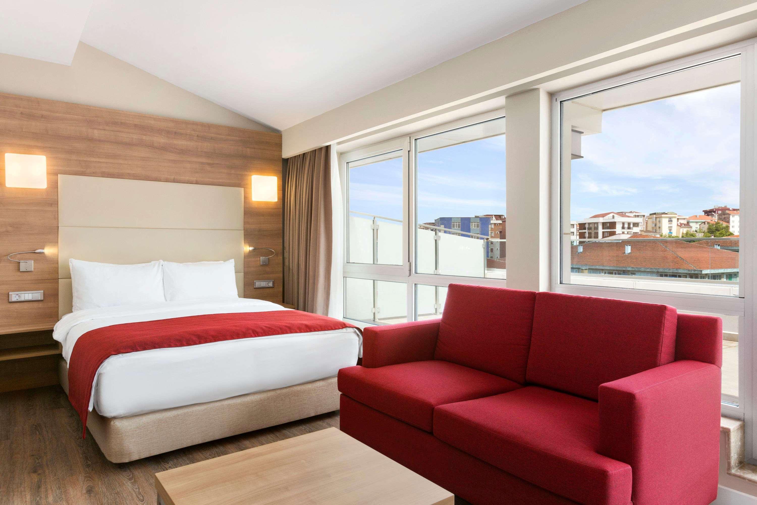 Ramada Encore Istanbul Kartal Eksteriør billede