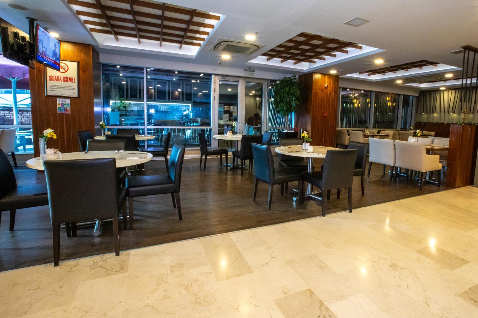 Ramada Encore Istanbul Kartal Eksteriør billede