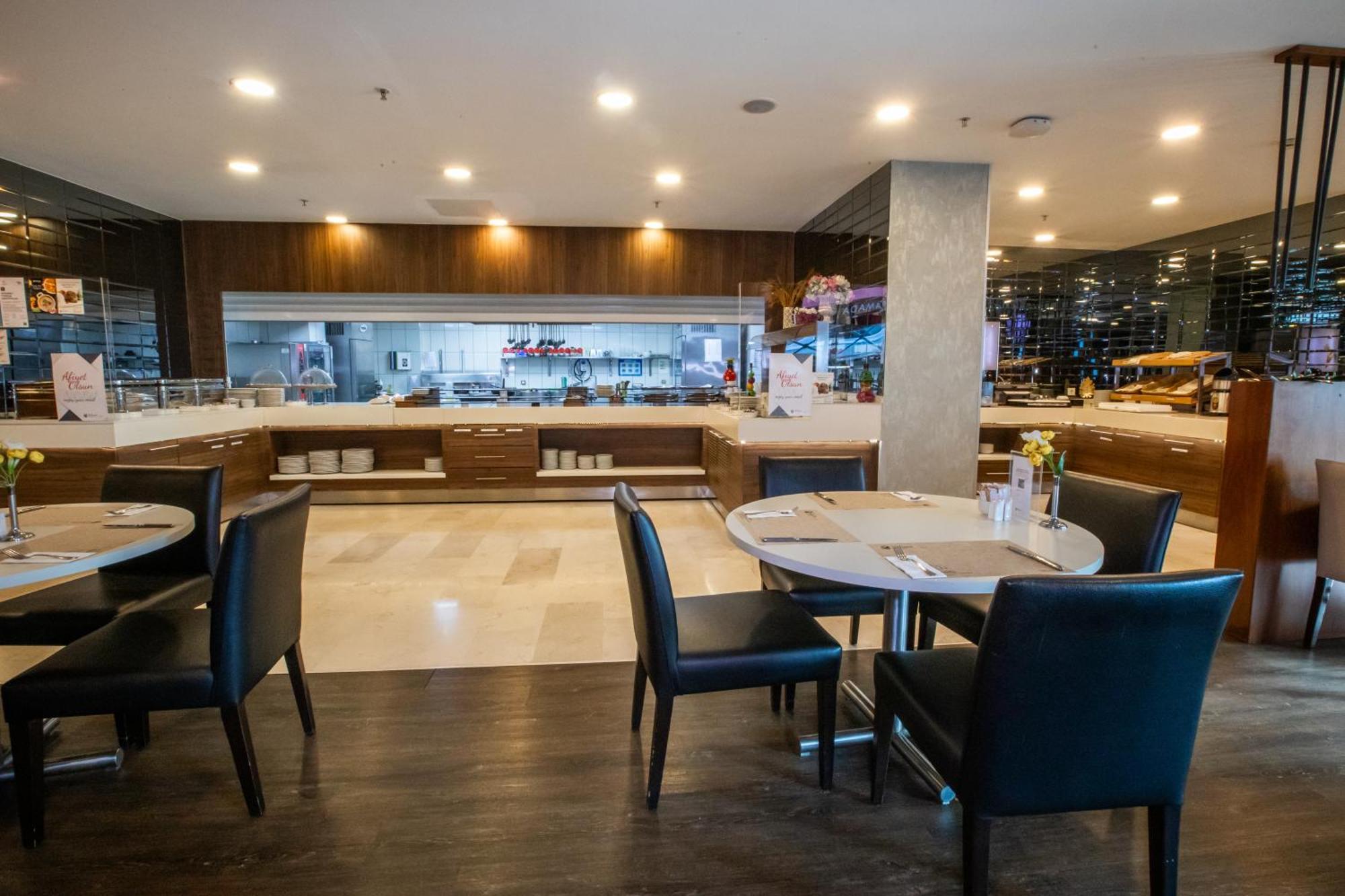 Ramada Encore Istanbul Kartal Eksteriør billede
