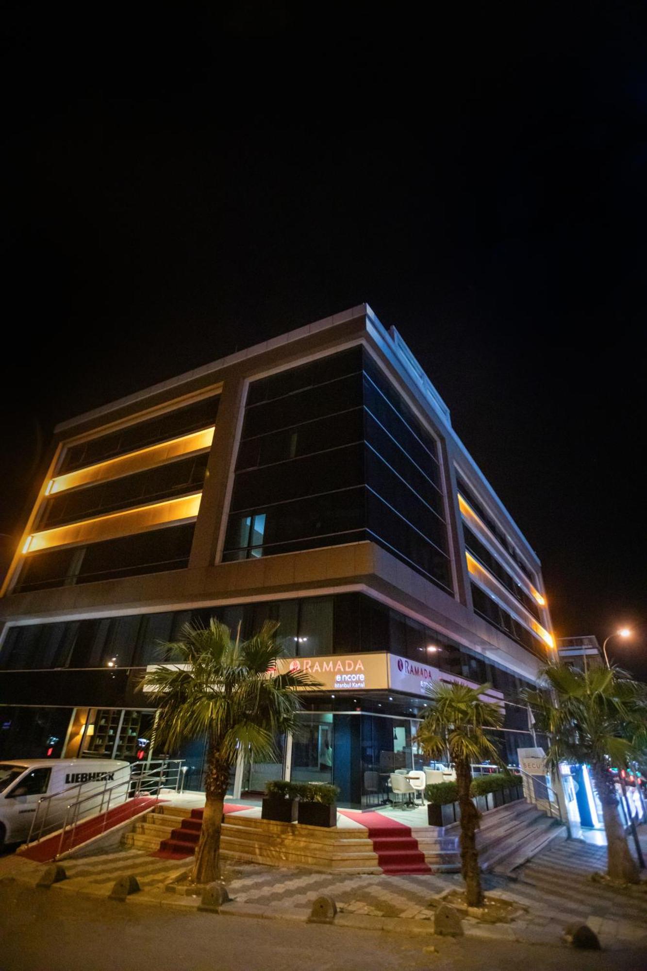 Ramada Encore Istanbul Kartal Eksteriør billede